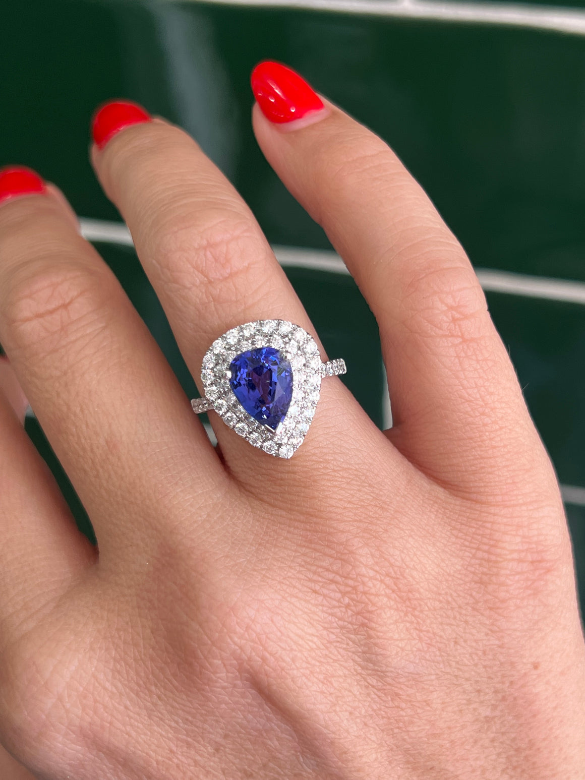 Tanzanite and Diamond Ring in 18ct White Gold