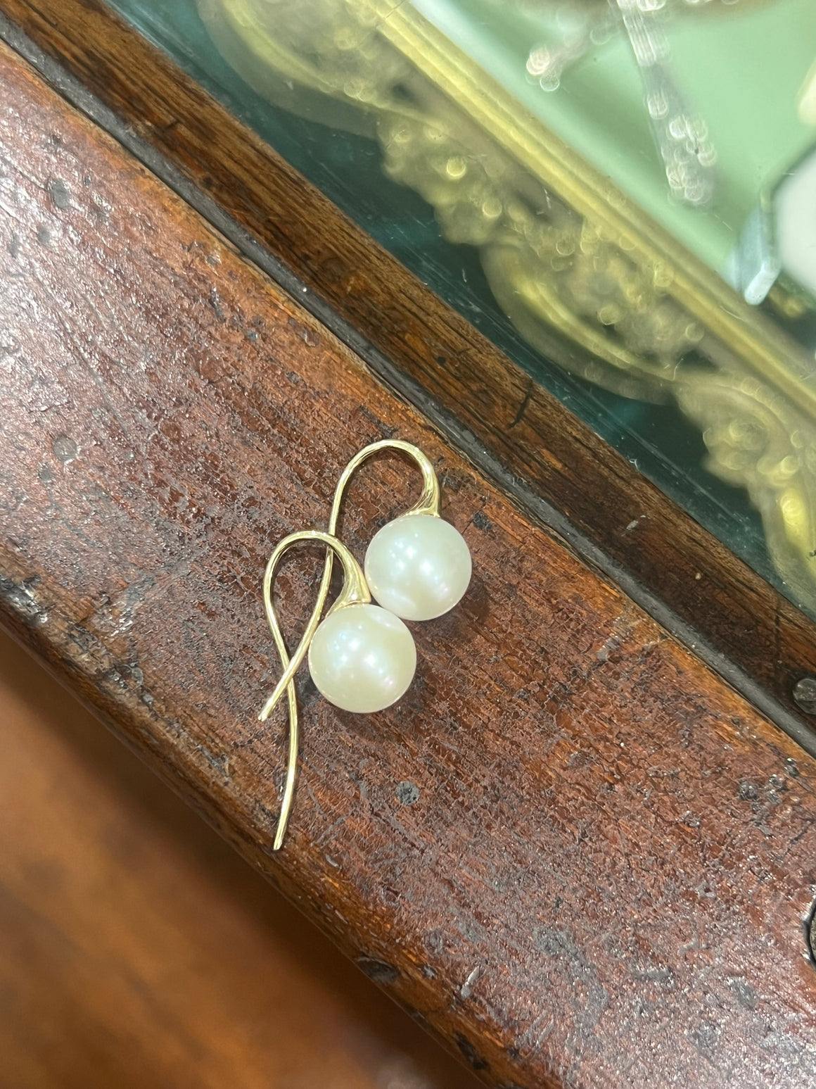 Pearls on Gold Swan Hooks
