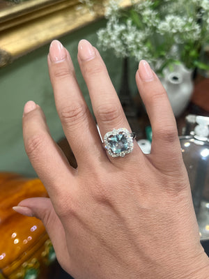 Aquamarine and Diamond Ring in 18ct White Gold