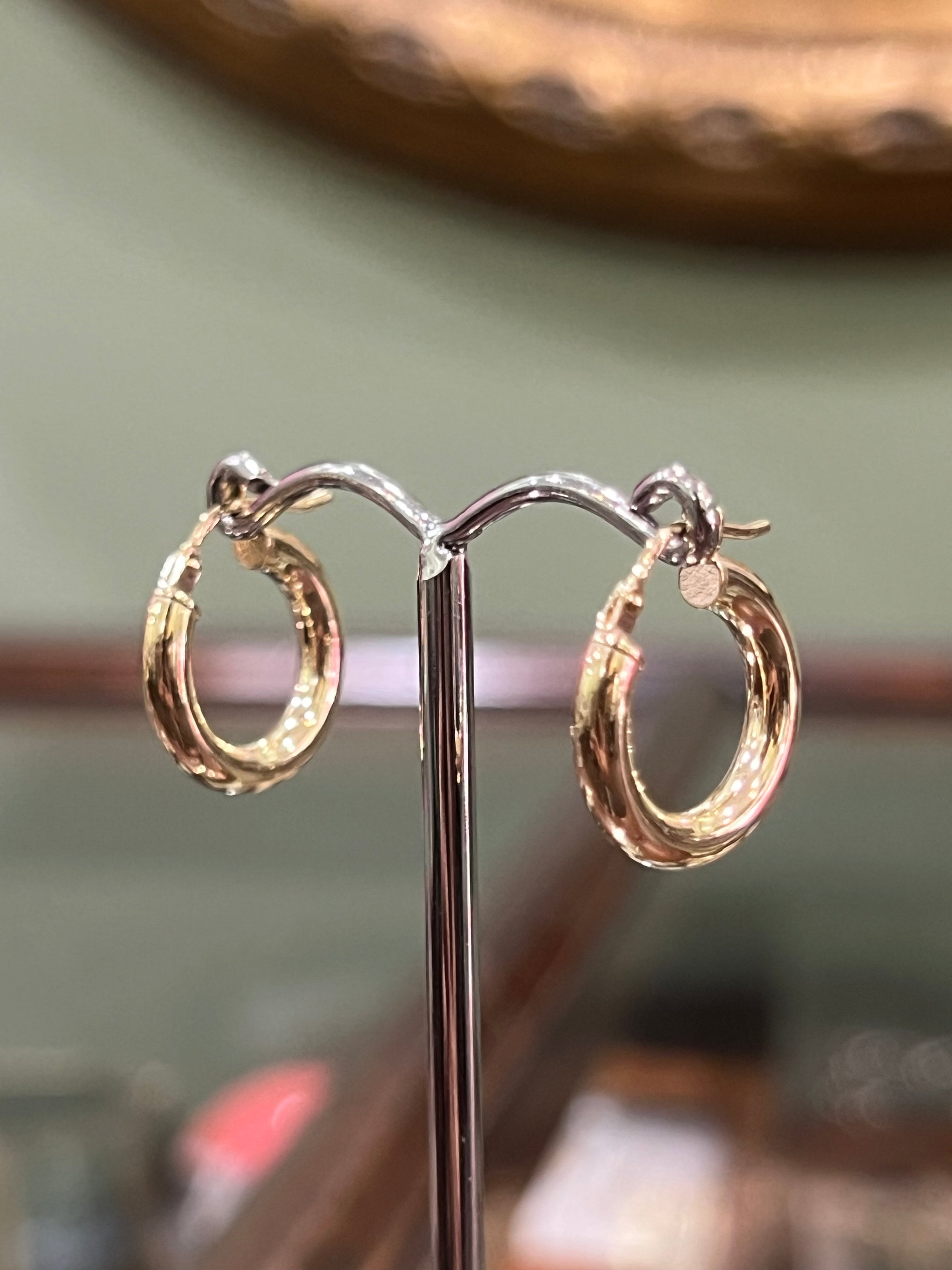 Italian Gold Hoops in 9ct yellow gold 15mm