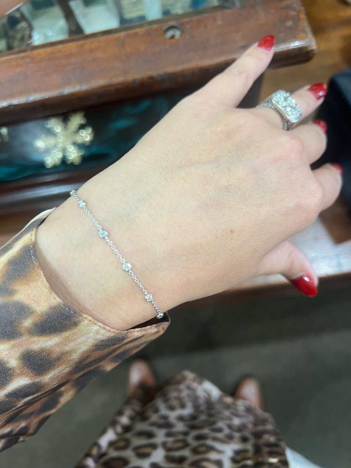 Diamond Bracelet in 18ct white gold