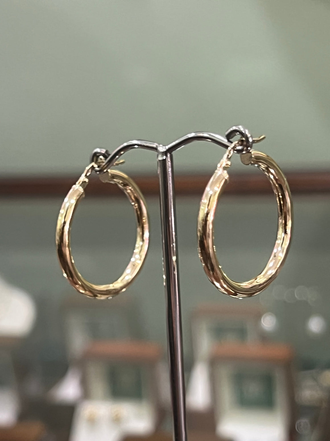 Italian Gold Hoops in 9ct yellow gold 25mm