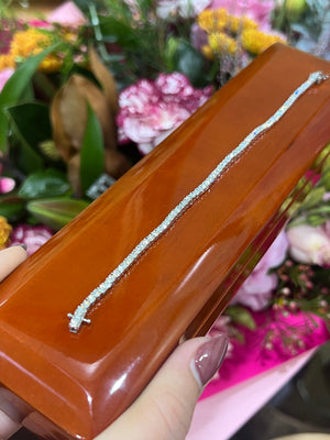 Diamond Tennis Bracelet (4.00ct) in 18ct White Gold